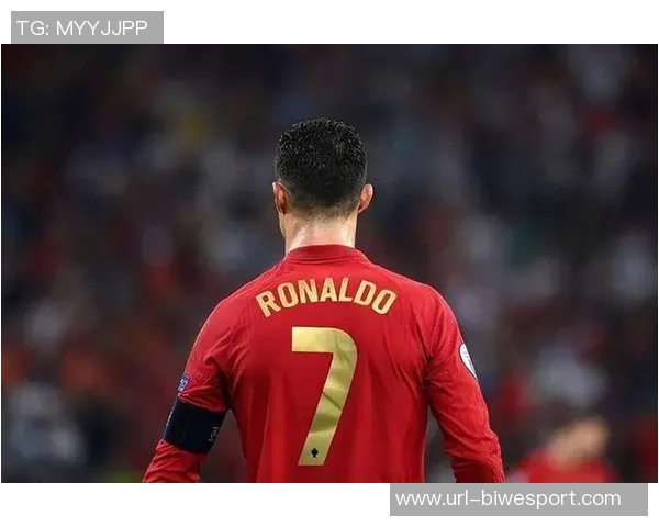 世界杯官推发布42队海报无C罗引发热议已删除原贴引关注 世界杯官推发布42队海报无C罗引发热议已删除原贴引关注