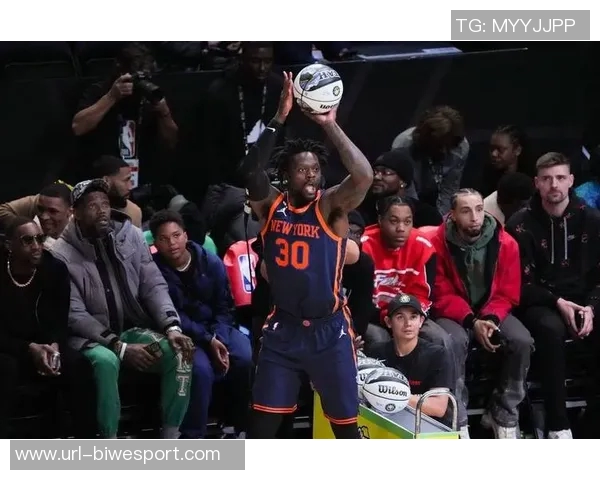 安芬尼西蒙斯回忆与利拉德CJ搭档经历助力普理查德磨合提升