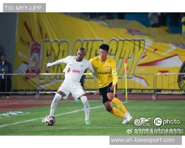 大连英博主场落后青岛西海岸阿齐兹精彩进球助队领先