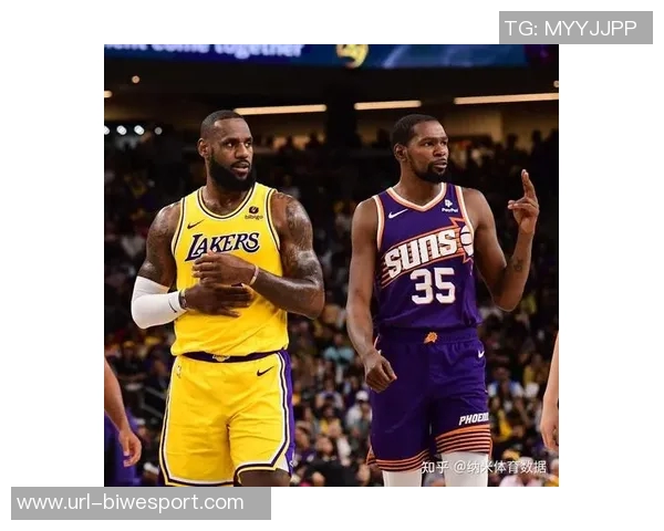 湖人对阵太阳的比赛戏剧性十足近期状态起伏不定表现令人关注