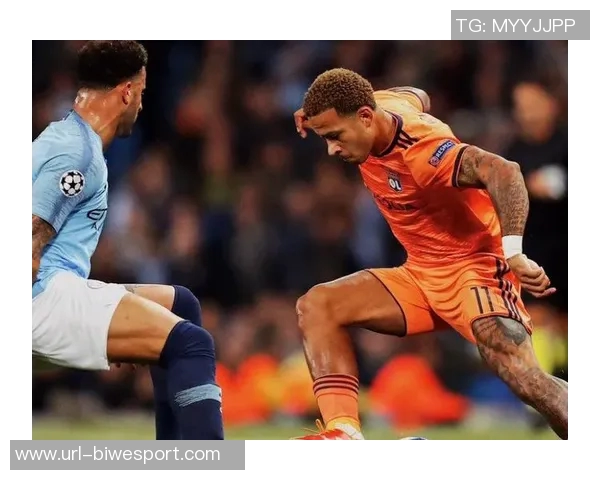 袁甲谈球队准入情况表示只要有继续参与的意愿问题不大