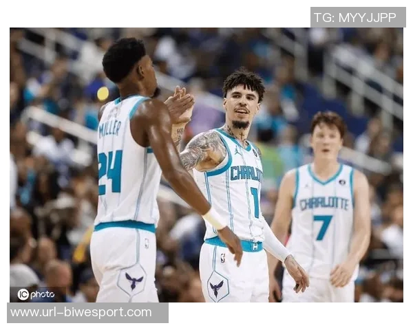 菜鸟表现出色灰熊新秀砍下27分黄蜂中锋完美7投7中贡献14分