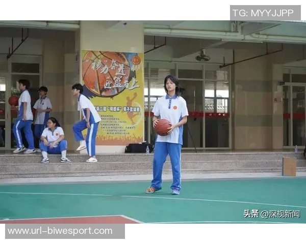 文班谈空中转身360上篮首次尝试未专门练习展现惊人天赋