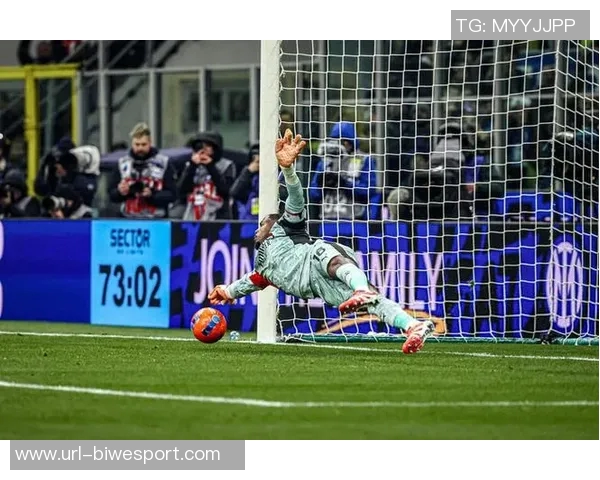 迈尼昂凭借7次扑救和点球扑救荣膺AC米兰对阵罗马最佳球员称号