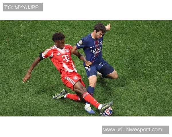 法媒报道帕梅卡诺若不续约拜仁巴黎有意报价争夺