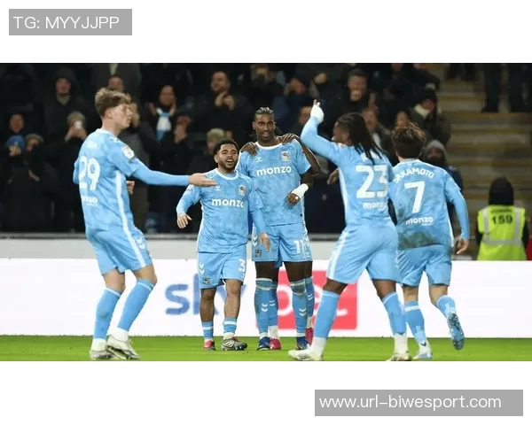 英媒报道班福德与兰帕德重聚考文垂训练昔日切尔西队友再续情谊